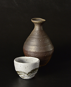 【双頭ノ酒器展　備前とくり 唐津くい呑】 Exhibition of Bizen Tokuri ＆ Karatsu Guinomi