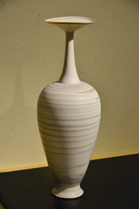 【愛しき絵と白いやきもの展】Exhibition of Beautiful paintings & White pottery