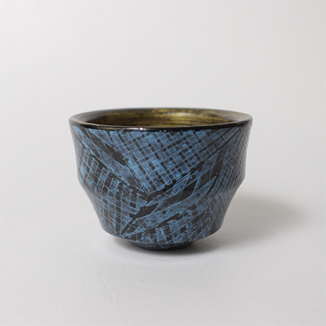 色絵金銀彩輪花酒盃 (前田正博) Maeda Masahiro 前田正博, Sake bottle with polychrome enamel