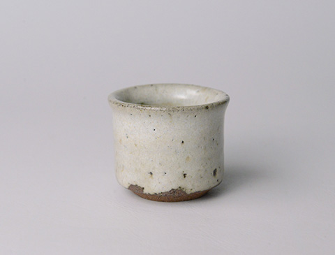 「No.24　魯山人　唐津さけのミ　/　 Rosanjin　Sake cup, Karatsu style」の写真　その2