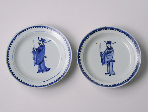 「No.36　古染付文人文皿 五客　/ A set of 5 plates, Underglazed blue」の写真　その4