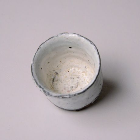 「No.71　粉引唐津ぐい呑 / Sake cup, Kohiki-karatsu」の写真　その2