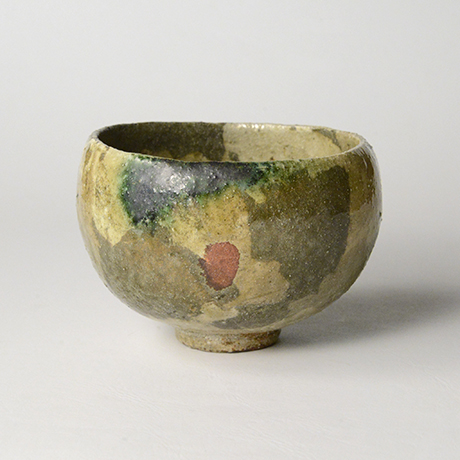 「No.16　黄瀬戸織部茶碗 / Tea bowl, Kiseto-oribe」の写真　その1