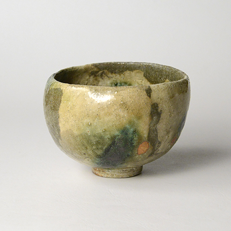 「No.16　黄瀬戸織部茶碗 / Tea bowl, Kiseto-oribe」の写真　その2