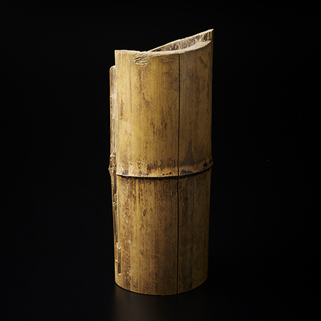 「No.2　川喜田半泥子　竹花入　銘 其まま / KAWAKITA Handeishi　Bamboo vase ‘Sonomama’(Just as it is)」の写真　その1