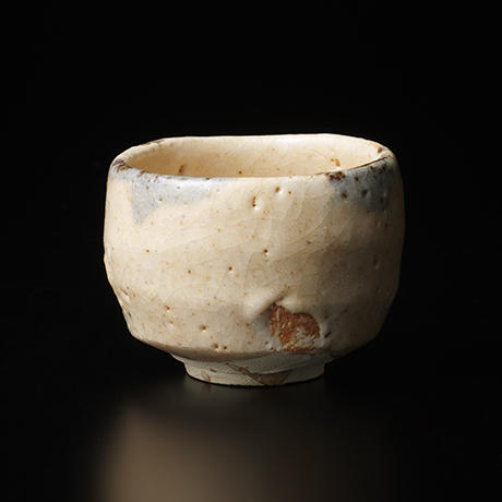 「No.22　岡部嶺男　絵志野盃 / OKABE Mineo　Sake cup, E-shino」の写真　その2