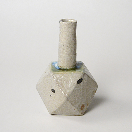 「No.42　青織部花指 / Vase, Ao-oribe」の写真　その1