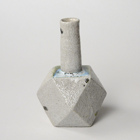 「No.42　青織部花指 / Vase, Ao-oribe」の写真　その2