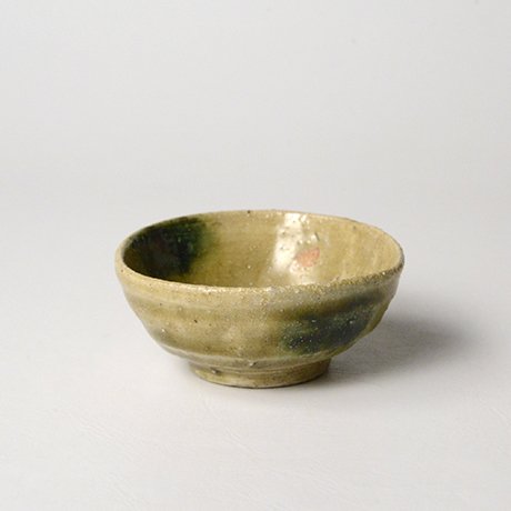 「No.44　黄瀬戸盃 / Sake cup, Kiseto」の写真　その1