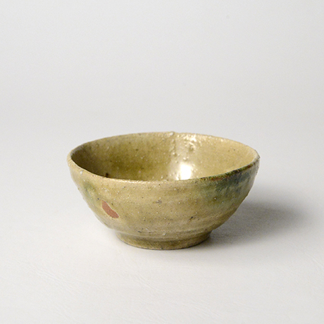 「No.44　黄瀬戸盃 / Sake cup, Kiseto」の写真　その2