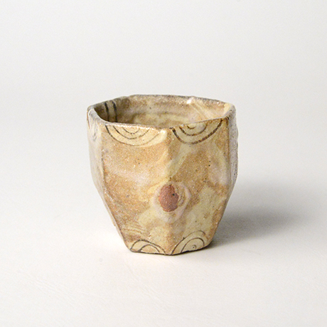 「No.55　赤織部七角さけのみ / Sake cup, Aka-oribe, Heptagonal」の写真　その2