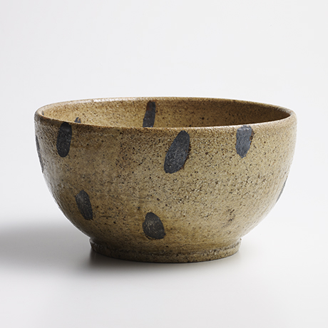 「No.12　魯山人　黄瀬戸釉銀彩鉢　/　 Rosanjin　Bowl, Kiseto glazed, Overglazed silver」の写真　その1