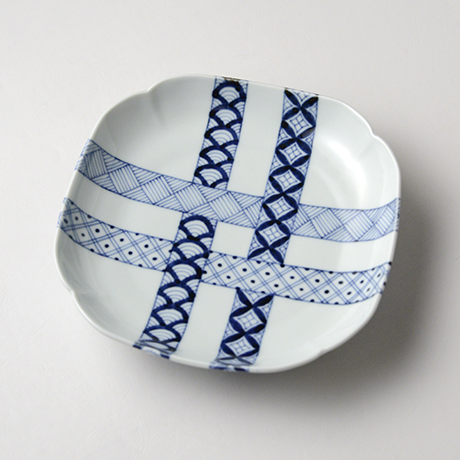 「No.12　帯格子文四方角七寸皿 /  Square dish, lattice obi pattern, Sometsuke」の写真　その1