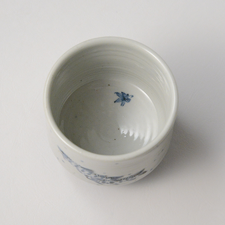 「No.39　染付魚文蓋物　　Bowl with lid, Sometsuke」の写真　その4