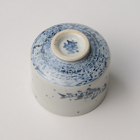 「No.39　染付魚文蓋物　　Bowl with lid, Sometsuke」の写真　その5