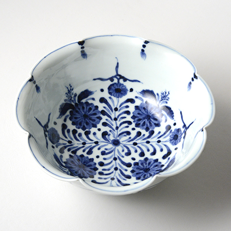 「No.3　草花丸文輪花中鉢 / Bowl, circled flower pattern, Sometsuke」の写真　その1