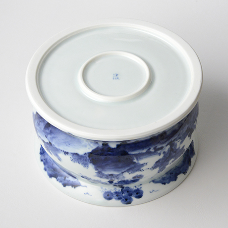 「No.33　山水図デルフト形花入 – 1  /   Flower vase with landscape design, sometsuke」の写真　その5