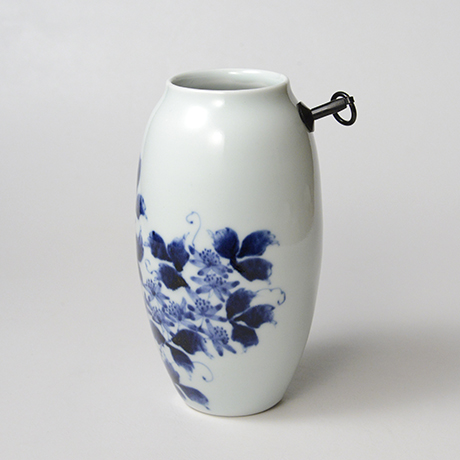 「No.36　蔓花文掛け花入  /   Hanging flower vase with vine and flower design, Sometsuke」の写真　その2