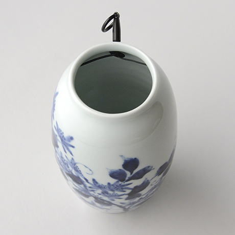 「No.36　蔓花文掛け花入  /   Hanging flower vase with vine and flower design, Sometsuke」の写真　その5