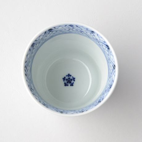 「No.66　岩牡丹文湯呑 /   Tea cup with peony design, sometsuke」の写真　その3