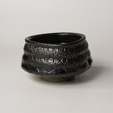 「No.11 織部黒茶盌 / Chawan, Oribe-kuro」の写真　その4