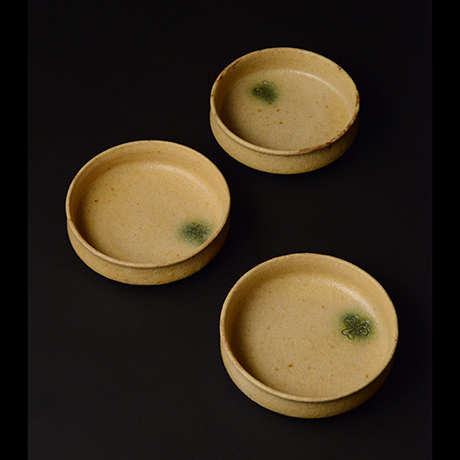 「No.49 黄瀬戸平向付 六客 / A set of 6 bowls, Kiseto」の写真　その1