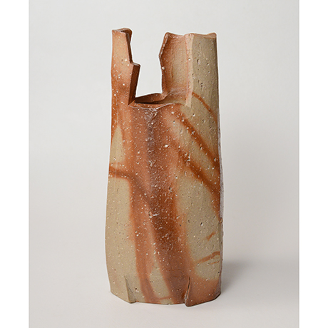 「No.8(図19)　備前緋襷三角花入    Flower Vase, Bizen, Hidasuki, Triangular shaped」の写真　その3