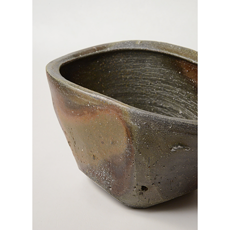 「No.2(図24)　備前三角水指   Water jar, Bizen, Triangular shaped」の写真　その5