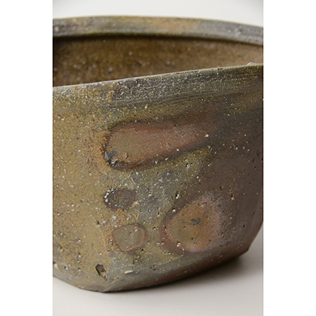 「No.2(図24)　備前三角水指   Water jar, Bizen, Triangular shaped」の写真　その6