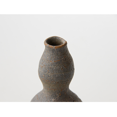 「No.27(図33)　備前瓢徳利   Sake flask, Bizen, Gourd-shaped」の写真　その4