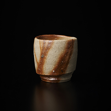 「No.37(図37)　備前緋襷盃　Sake Cup, Bizen, Hidasuki」の写真　その1