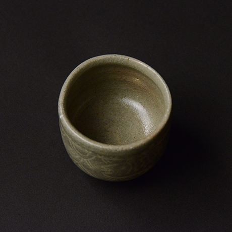 「No.163　魚文盃　Sake Cup, fish motif」の写真　その2