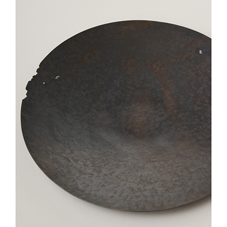 「No. 19　銅虫喰菓子器  / Plate, copper」の写真　その1