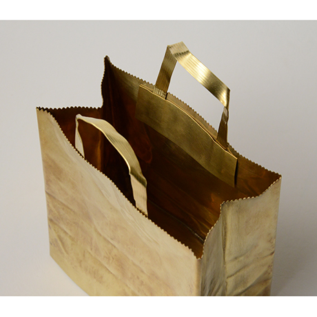 「No. 48 真鍮  ‘紙袋’ / “Paper bag”, brass」の写真　その3