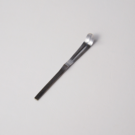 「No. 8　南鐐竹形茶杓  / Tea scoop, silver」の写真　その1