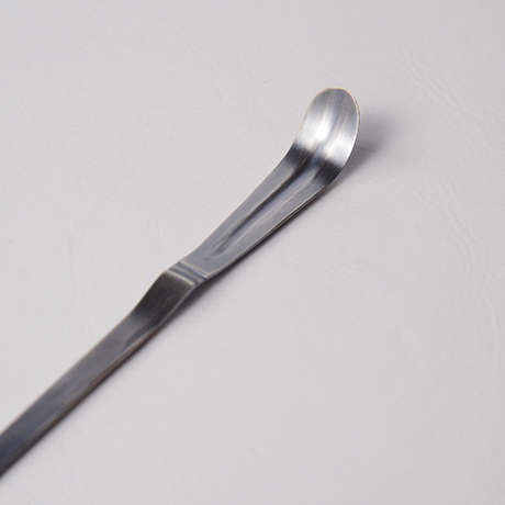 「No. 8　南鐐竹形茶杓  / Tea scoop, silver」の写真　その2