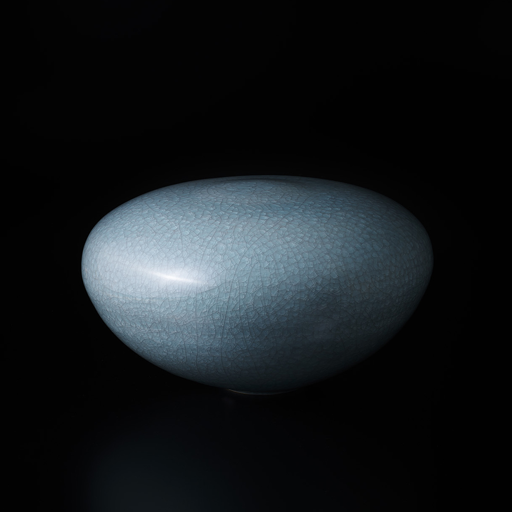 「No.1　青瓷　宙　／　Object ‘Space’, Celadon」の写真　その1
