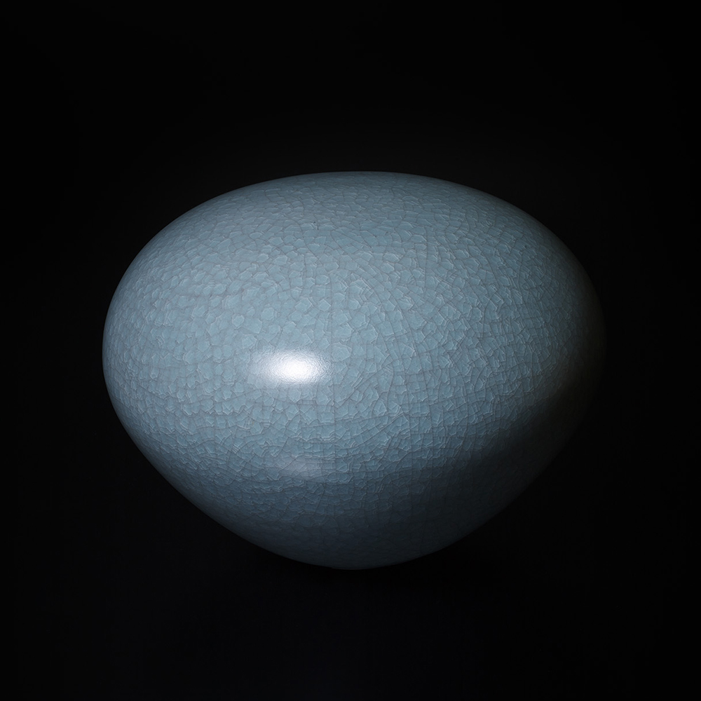 「No.2　青瓷　宙　／　Object ‘Space’, Celadon」の写真　その1