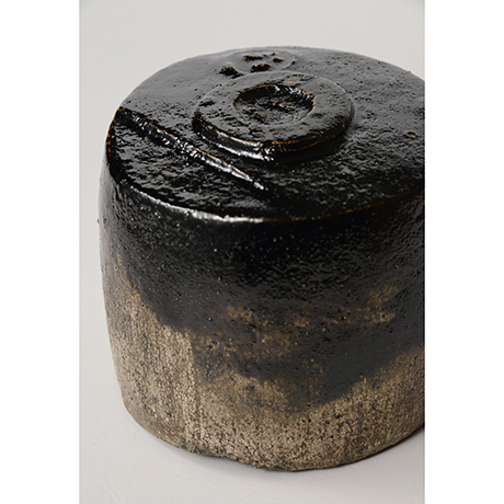 「HP26　直木美佐　黒楽茶碗　銘：鷹ヶ峰 ／ NAOKI Misa　Chawan, Raku ware」の写真　その4