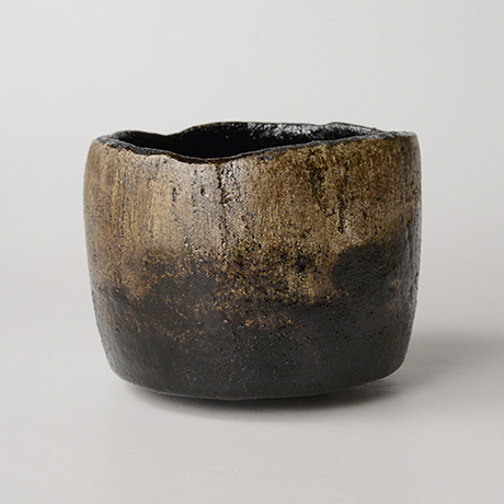 「HP26　直木美佐　黒楽茶碗　銘：鷹ヶ峰 ／ NAOKI Misa　Chawan, Raku ware」の写真　その2