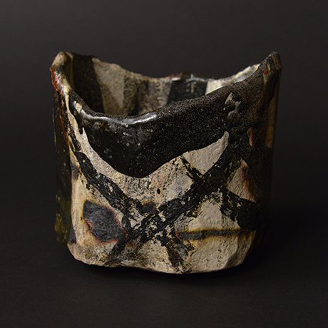 「No.13　黒織部茶碗 　銘「暁」 / Tea bowl, Kuro-Oribe “AKATOKI”」の写真　その4