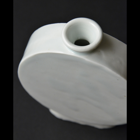 「No.20　白磁扁壷  大 / Vase, Flat shaped, White porcelain」の写真　その3