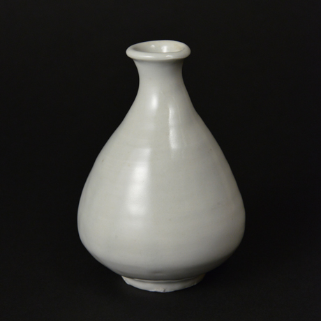 「No.29　白磁トクリ / Tokkuri, White porcelain」の写真　その1
