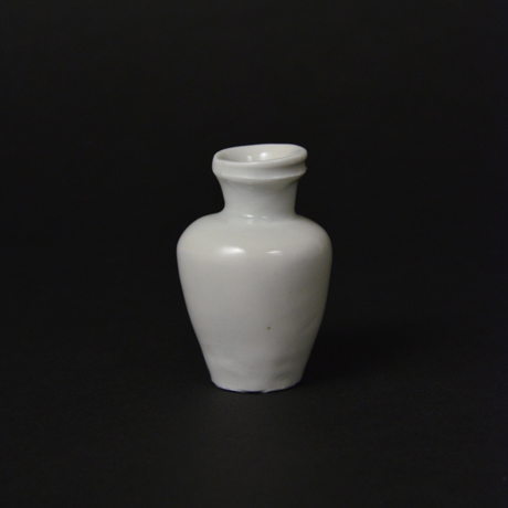「No.42-4　白磁小瓶 / Small bottle, White porcelain」の写真　その1