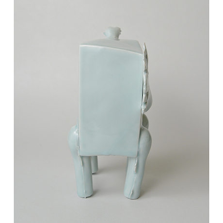 「No.2　鈴木治　青白瓷 馬 / SUZUKI Osamu　Artwork ‘Horse’, Bluish white porcelain」の写真　その4