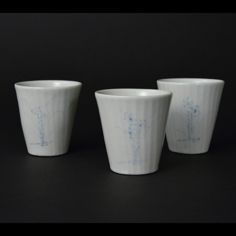 「No.16-1　秋草手筒　六 / A set of 6 cups, Autumn grass motif」の写真　その1