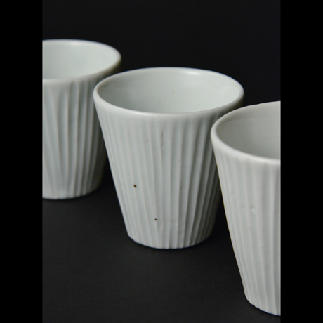 「No.17-1　白磁シノギ筒　六 / A set of 6 cups, White porcelain」の写真　その2
