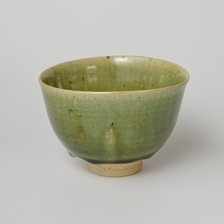 「No.28　織部小服茶碗 / Small tea bowl, Oribe」の写真　その1