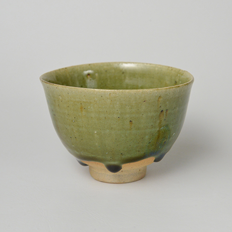 「No.28　織部小服茶碗 / Small tea bowl, Oribe」の写真　その3