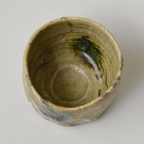 「No.4　黄瀬戸茶碗 / Tea bowl, Oribe-kuro」の写真　その5